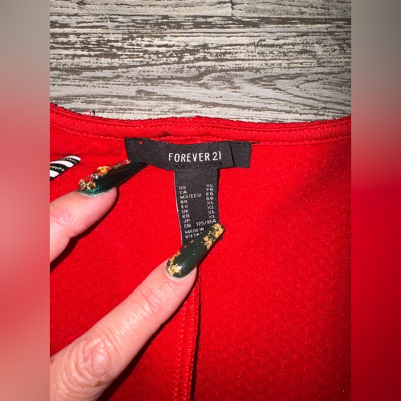 Women’s Forever 21 Long Sleeved Red Bodysuit, NWOT, Sz XL - Picture 3 of 4